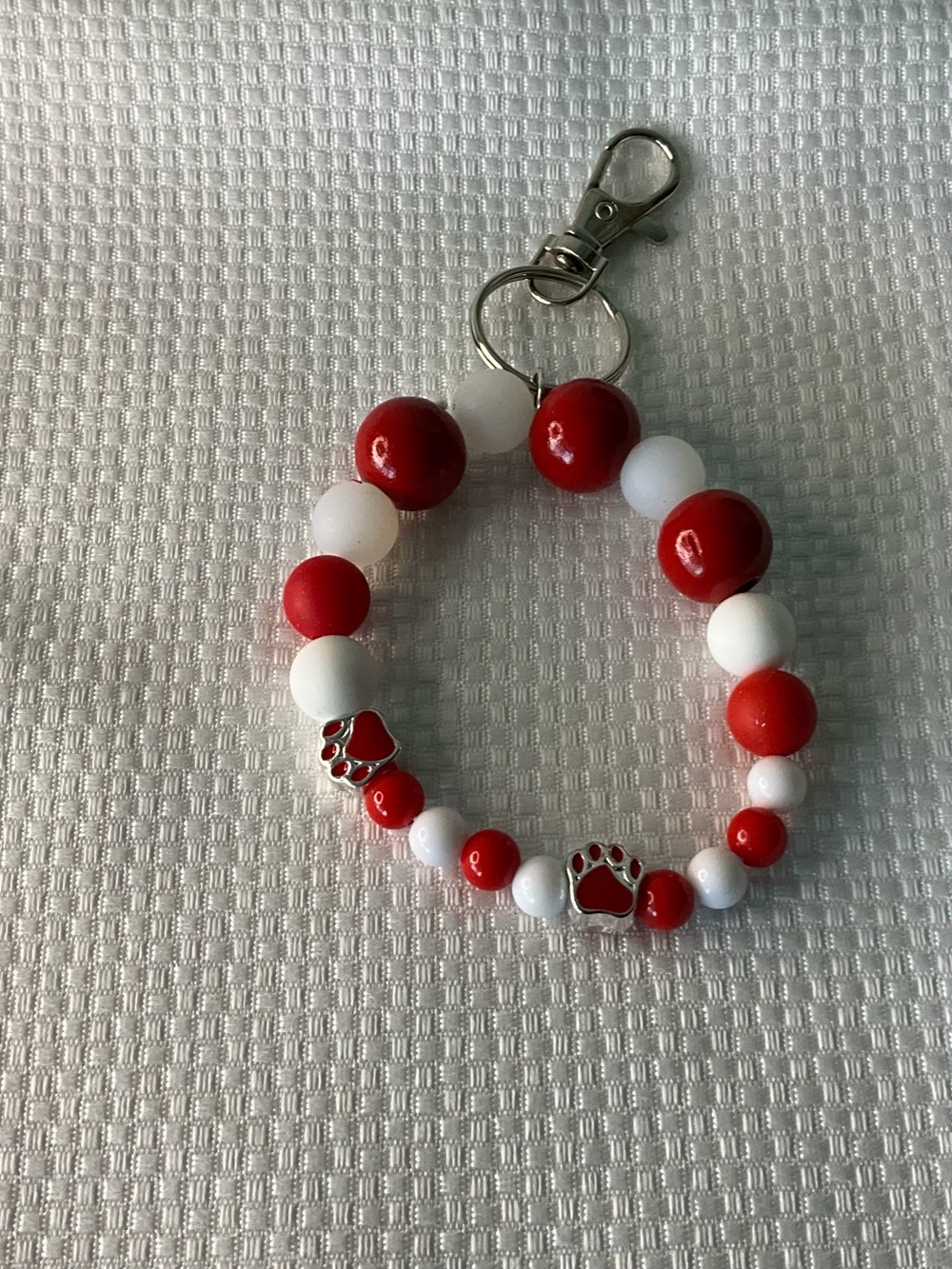 Kids Red & White Beaded Paw-Accent Keychain Bracelet